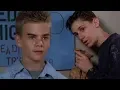 The 7th Heaven With The Kids Who Huffed Paint Fumes