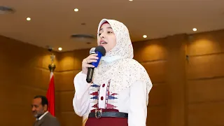 صلوا صلوا صلاتين    الزهراء لايق حلمي            من ملتقي أكاديمية المتميزون دندنها