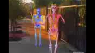 هم تهنو فرحو وغنو وانا غنيت ظلمو ههههههههه دندنها