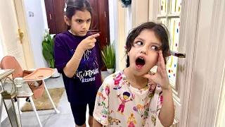 ماسة بتجسس على كلام امها 