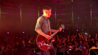 Download Arctic Monkeys - When The Sun Goes Down @ iTunes Festival 2011 - HD 1080p MP3