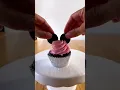 Minnie Mouse cupcake