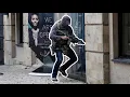 Download Lagu SAS Soldier single-handedly Rescues Hostages