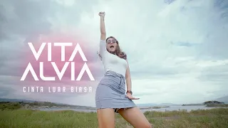 Download VITA ALVIA - CINTA LUAR BIASA (OFFICIAL MUSIC VIDEO) MP3
