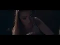 The Owners Kiss Scene Mary and Nathan Maisie Williams and Ian Kenny