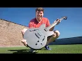 Download Lagu De bouw van 's werelds eerste holle betonnen gitaar (voor Rob Scallon)