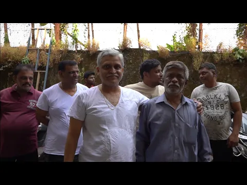Trailer-  " Flat bol mumma FLAT! ".