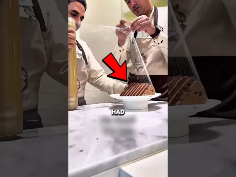 He Saved His Cake Without a Container! #foodhack #cakehack #shorts