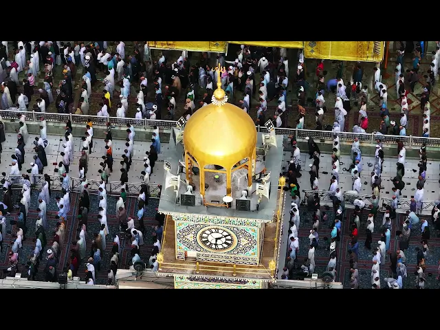 ⁣المؤمنون يؤدون صلاة عيد الفطر المبارك في العتبة العلوية المقدسة