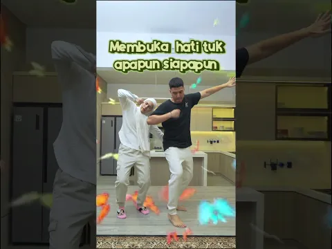 Tarian penyambur weekend😜😜 Setelah ku perhatikan, kayanya kita berdua berbakat jd dancer🤣