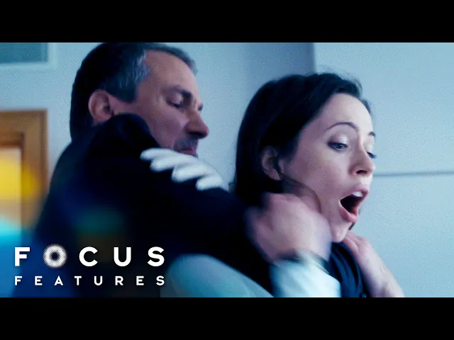 Rebecca Hall Fights Off a Kidnapper