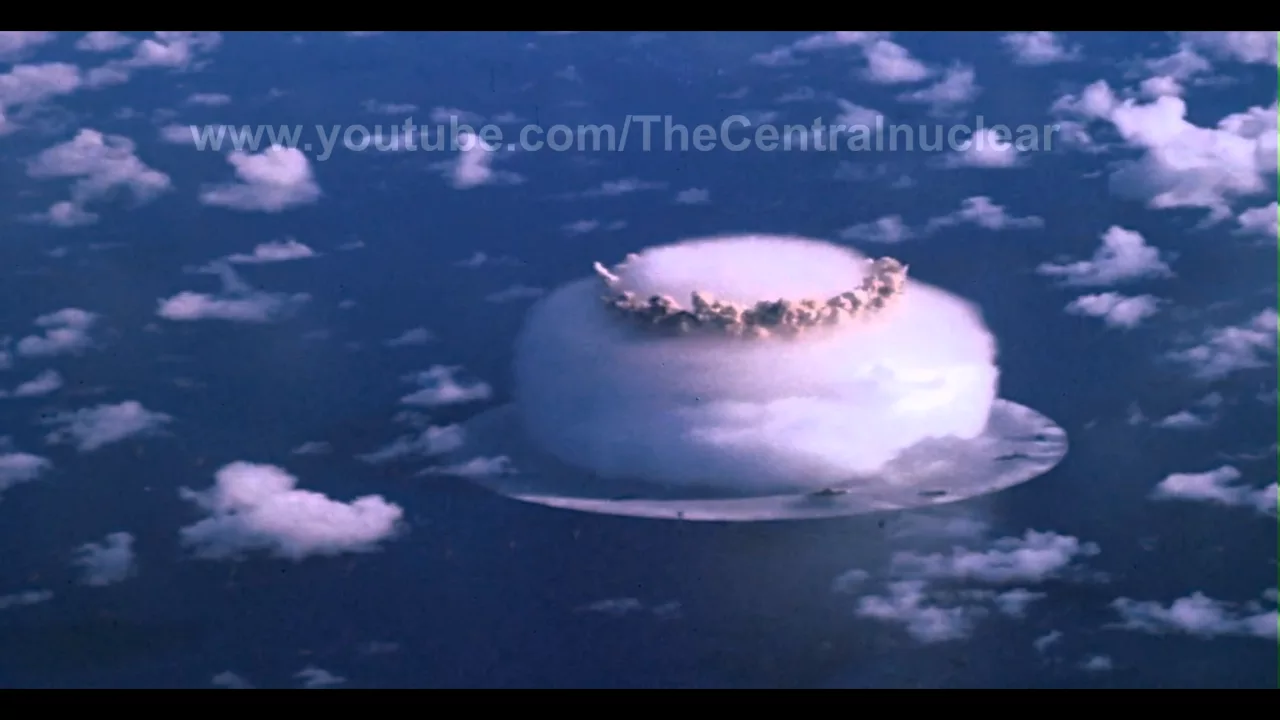 Original Colour Film of Baker Atom Bomb at Bikini Atoll 1946