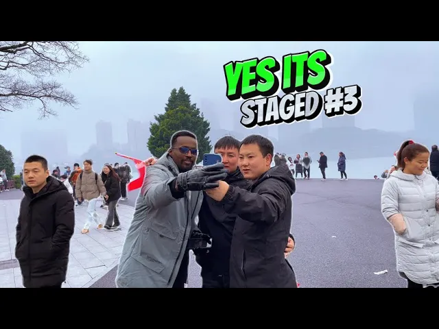 This Black Man In China Shows Up At This Park And Suddenly Became A Celebrity