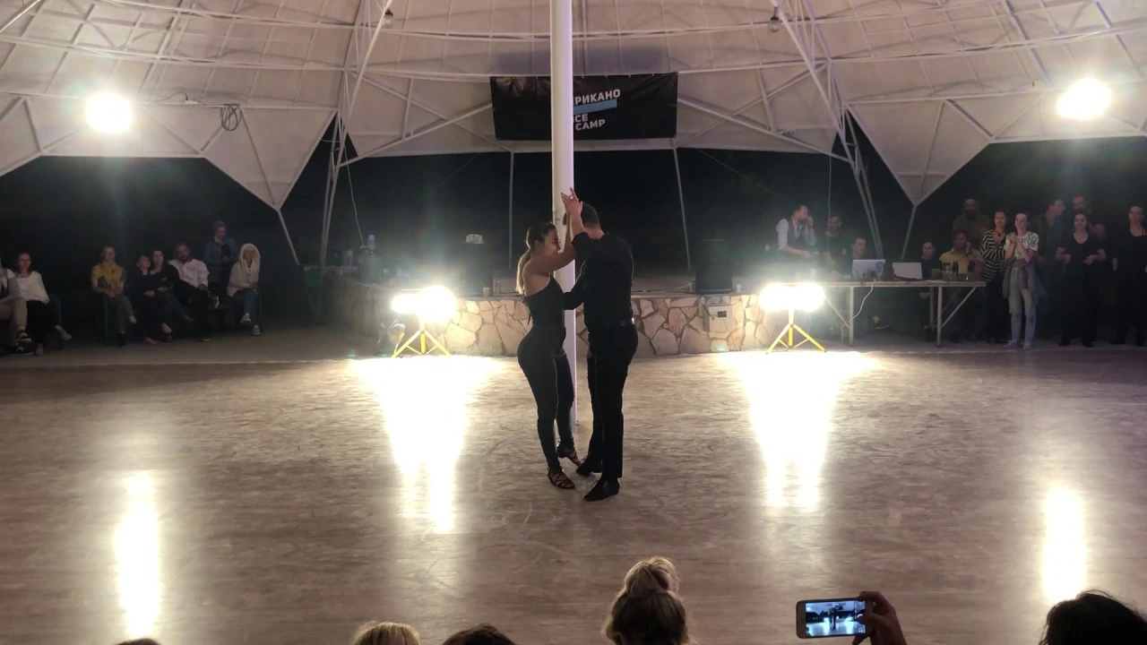 Thibault Ramirez & Nicole Clonch Pro Show Americano Dance Camp  2019 - West Coast Swing