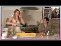 Download Lagu Vanillamace Helps Make Chicken Soup, Rolls, \u0026 Pumpkin cinnamon rolls