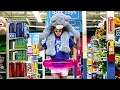 Fugitive starts his new life in a Toys R Us Roofman CLIP