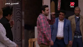 مسرح مصر   محمد غريب يبدع في موال ايه ده كله وضحك هيستيري دندنها