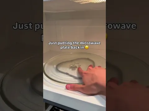 Придется есть холодное! // The main disadvantage of the microwave #мем #смешно #юмор
