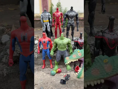 T Rex Help Batman Team Finish All Hero