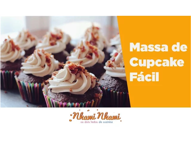 MASSA DE CUPCAKE FÁCIL