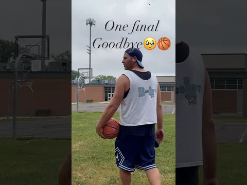 One last time at the court ❤️ #retired #trickshot #espn