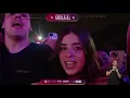 Gustavo Mioto cantando “princesa” no Farraial  