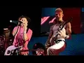 Download Lagu MACHINE GUN KELLY BRINGS OUT YUNGBLUD TO PERFORM \