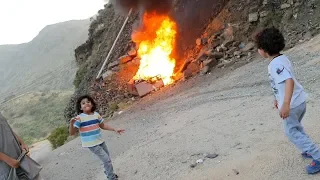 آسر وسامر رايحين عند النار الكبيره 