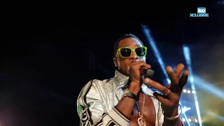 dbanj is the best male performer from africa see why