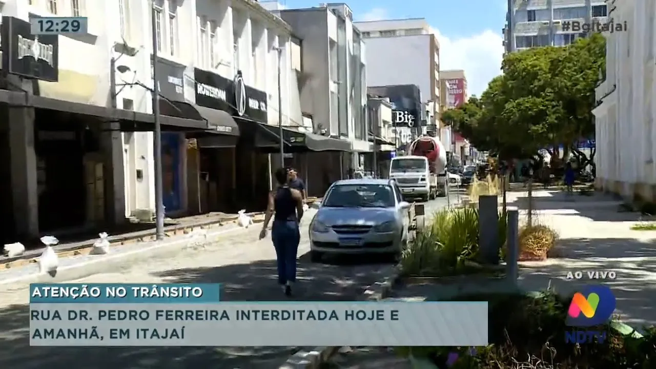 Rua Pedro Ferreira é interditada hoje e amanhã no centro de Itajaí