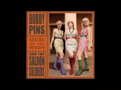 Clipe de Place In The Sun - Bobby Pins