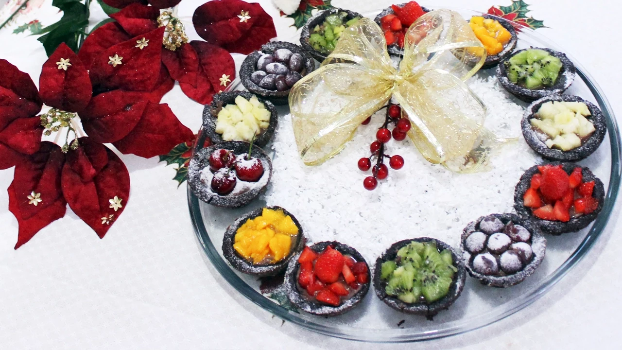 GUIRLANDA DE CUPCAKES PARA O NATAL