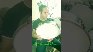 تشكيل فوق رائع على آلات الدف 