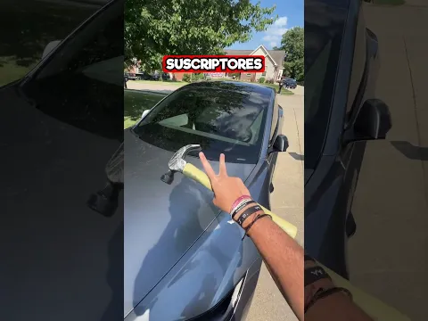 ¿Le LANZO un ladrillo y un MARTILLO a mi TESLA? #shorts #tesla