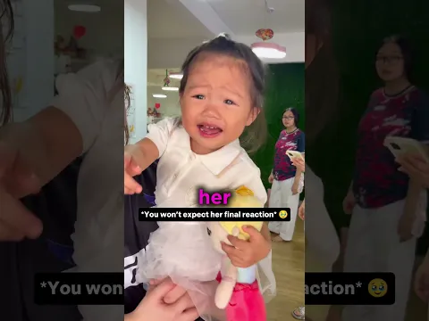 Wait for the end to see her reaction 😭 #shorts {@alyssa000rhui on IG}