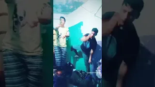 الديقه مش هيبقي مش فرقه هي موته دندنها