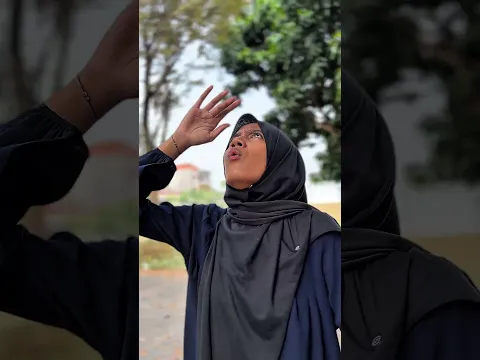 Bola terbang?!
