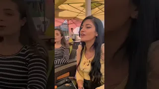 للبعد قلبي ما حسب احزروا مين عم يصور 