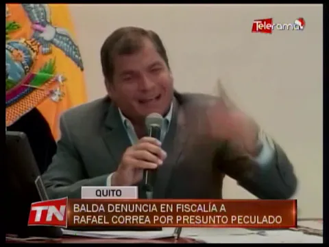 Balda denuncia en fiscalía a Rafael Correa por presunto peculado