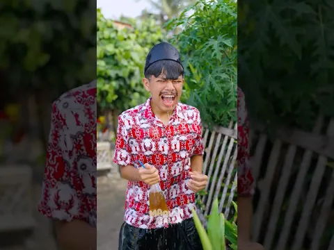 bapak disembur es sampe basah