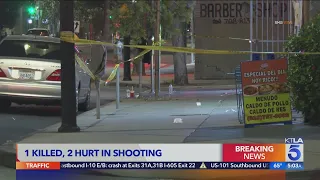2 injured in Reseda robbery shooting body of 1 suspect found nearby