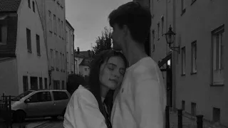 تامر حسني   وانت بعيد  بطيء دندنها