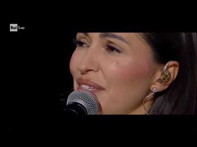 Sanremo 2026 - Serena Brancale canta Qui con me