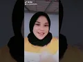 Download Lagu Gaun merah _ miszbunny94