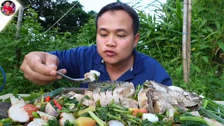 ต้มปลาค้อใหญ่ผักกะแยง แจ่วพริกสดหอมแดงซดฮ้อนๆ แซ่บจ้วดคัก สมเผิ่นหว่ากินพวมฮ้อน
