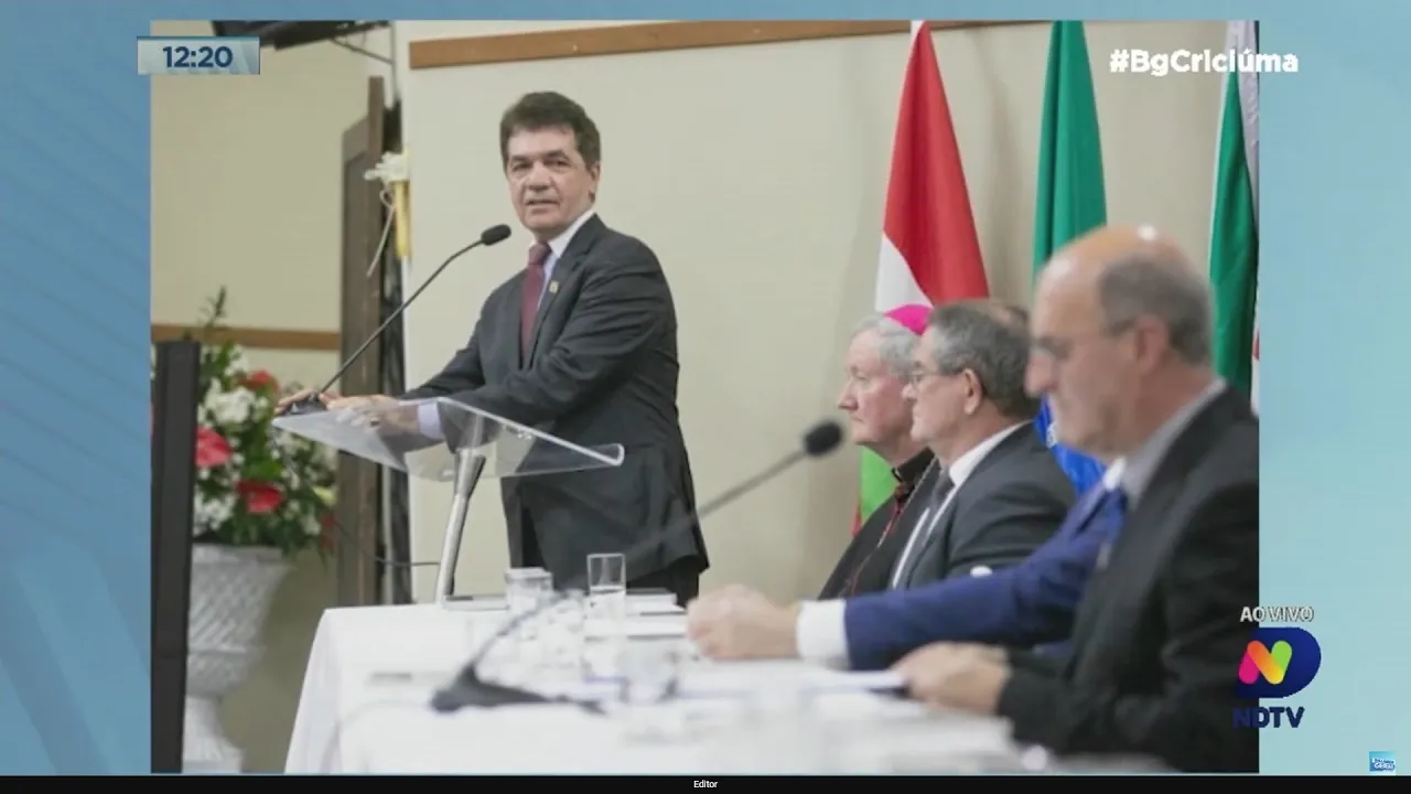 Ney Lopes: ALESC faz sessão pelos 25 anos da Diocese de Criciúma com benção do bispo