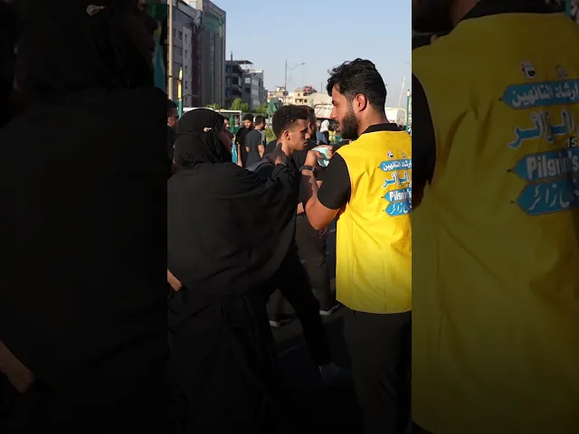 ⁣ضمن جهودة المتواصلة   قسم العلاقات العامة يقدم خدمة دليل الزائز لإرشاد زائري الأربعين