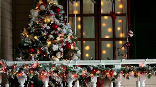 Download Beautiful Instrumental Christmas Music.Relaxing Christmas music. MP3