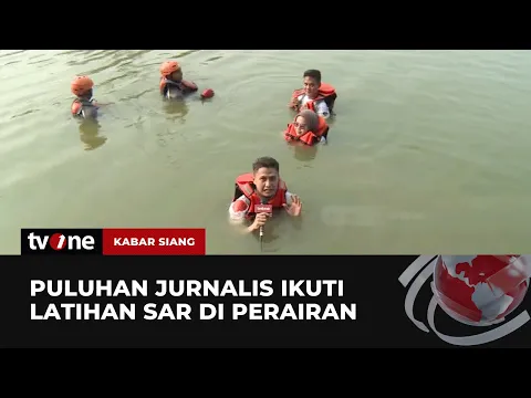 BASARNAS Latih para Jurnalis Menyelamatkan Diri di Air