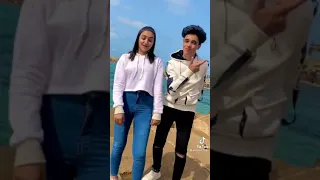 في الحب انا استاذ 